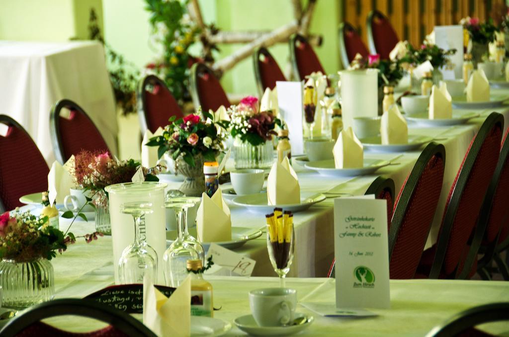 Pension Zum Hirsch غودا المظهر الخارجي الصورة